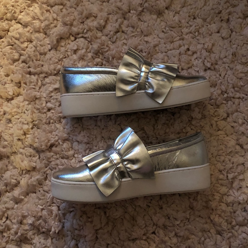 NWOT Micheal Kors Silver Pull On Shoes